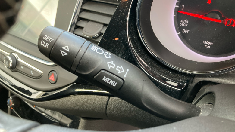 Vauxhall Astra 1.4T 16V 150 SRi 5dr Petrol Hatchback